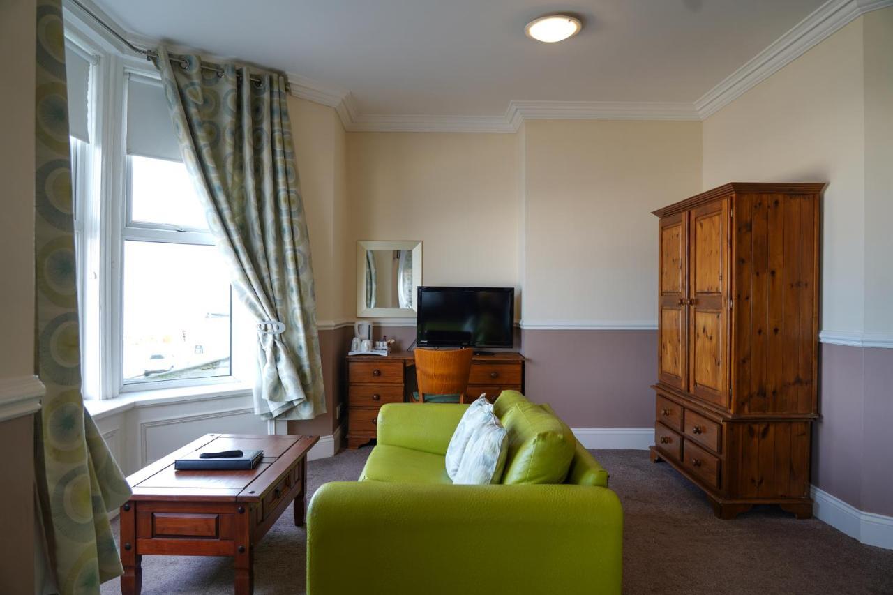 The Royal Hotel Whitley Bay Exteriör bild